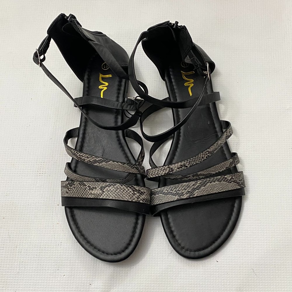 LM Women's Shoe Size 11 Black Leopard Strappy Flat Sandals Buckle Ankle NWT